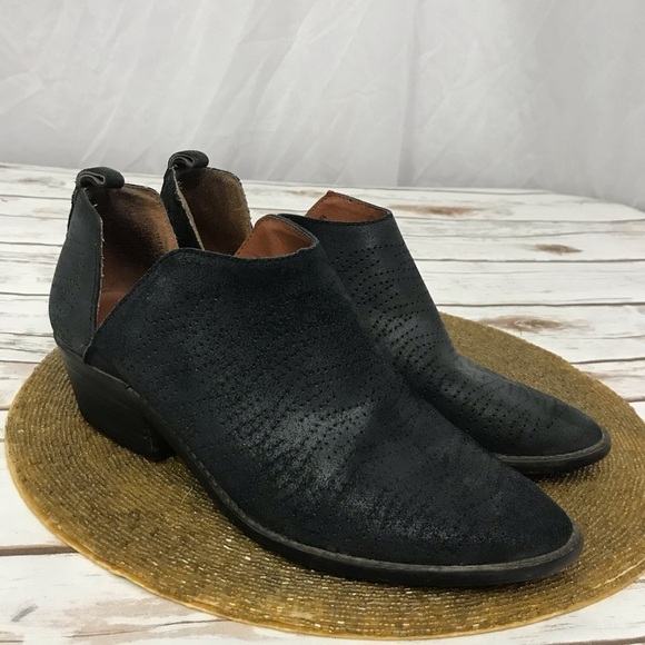 Lucky Brand Ankle Boots Booties Size 8 black western side cutout perforated heel - Picture 1 of 15